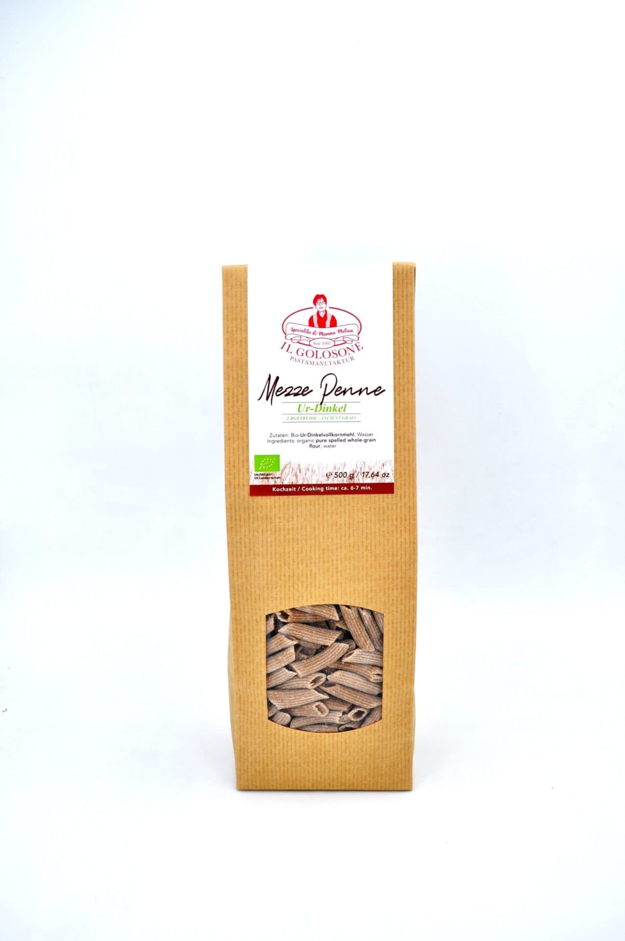 Frische hausgemachte Fettuccine Nudeln aus Italien.